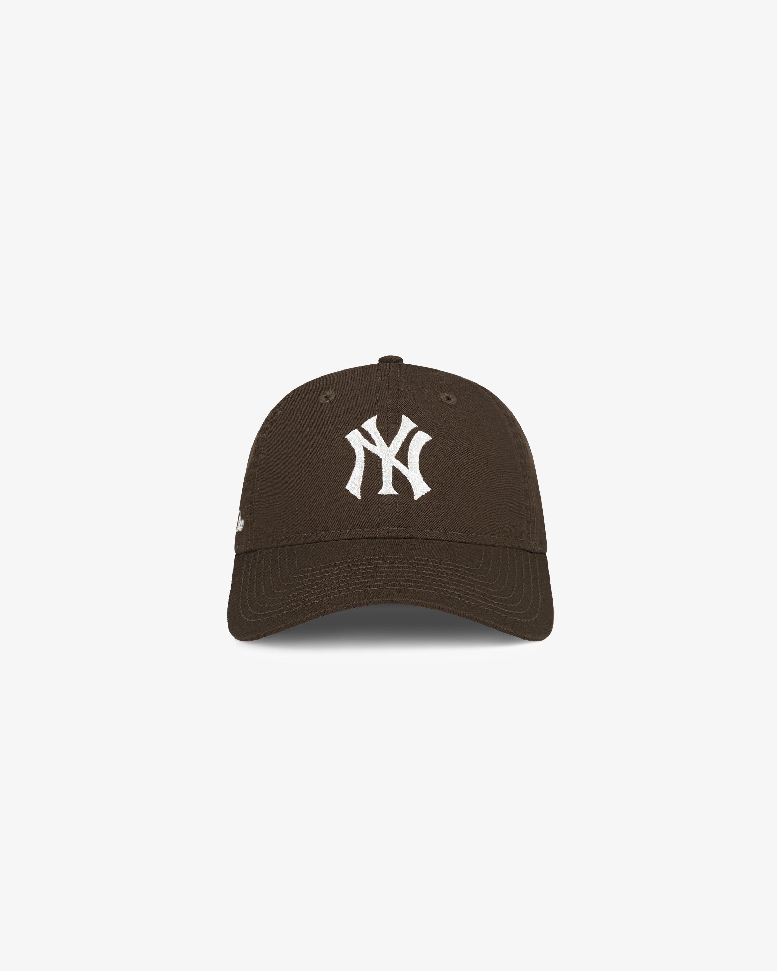 ALD / New Era Yankees Ballpark Hat in brown with a white Yankees logo, shown on a plain white background.