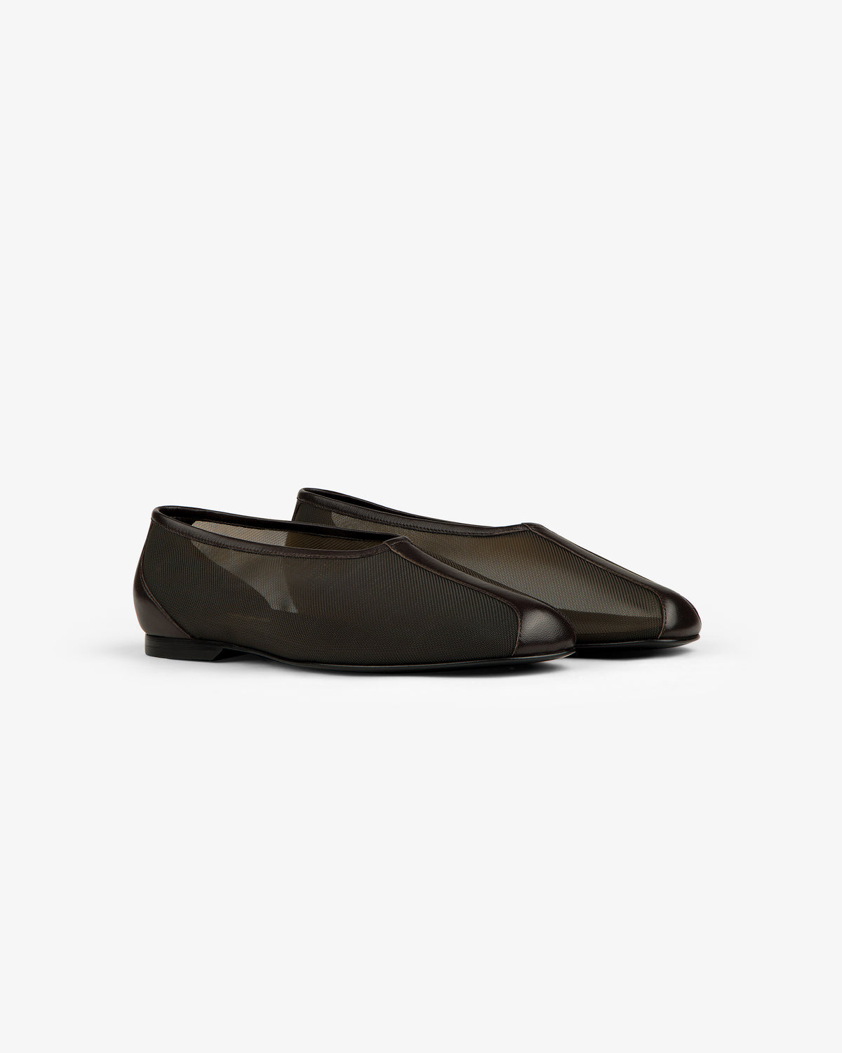 Mesh Ballet Flat: black slip-on shoes with mesh and rounded toe, shown on a white background.
