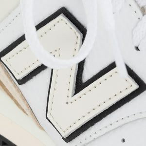 Color: White
