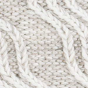 Color: Coconut milk