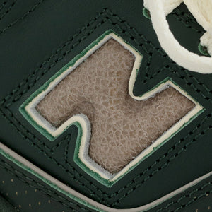 Color: Botanical green
